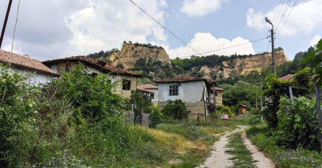 България Златолист: Как се живее без водопровод в 21 в.