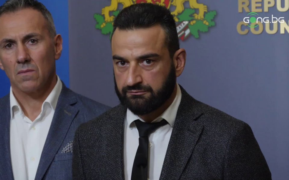 Председателят на Националния клуб на привържениците на Левски Степан Хиндлиян