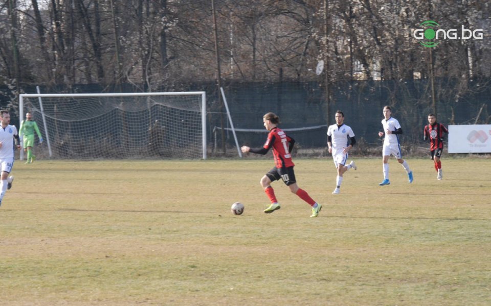 Тимът на Локомотив София разби с 4:0 Доброславци във втория