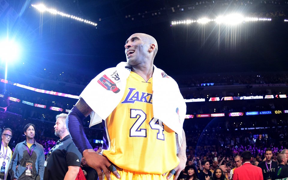 Данните за проследяване на полети показват, че хеликоптерът на Кобе