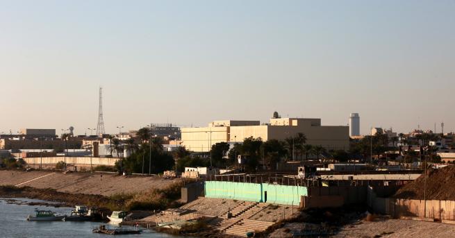 Свят Три ракети удариха посолството на САЩ в Багдад За