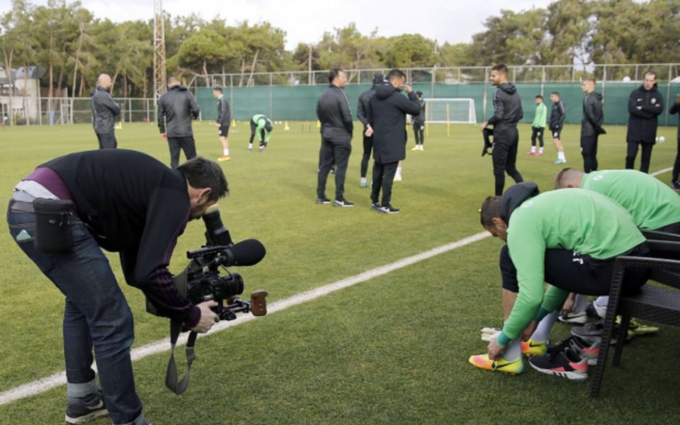 УЕФА изпрати екип от трима души в Турция, за да