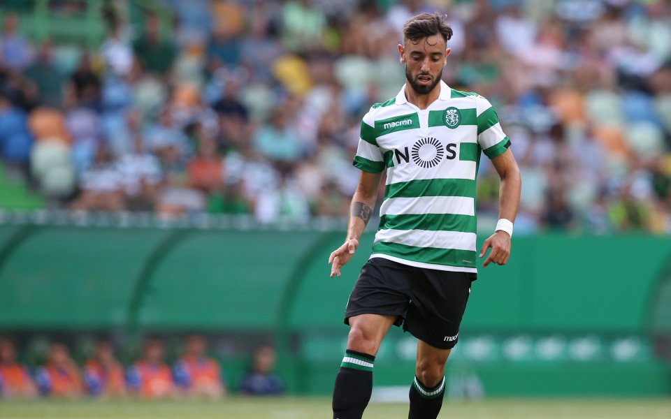 Отборът на Манчестър Юнайтед обяви официално привличането на атакуващия полузащтник