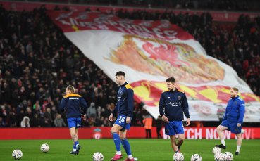 Изключително младият отбор на Ливърпул посреща Шроузбъри в мач преиграване от