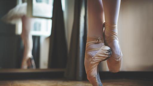  <p><strong>Най-възрастната балерина</strong> е на 82 години (ВИДЕО)</p> 