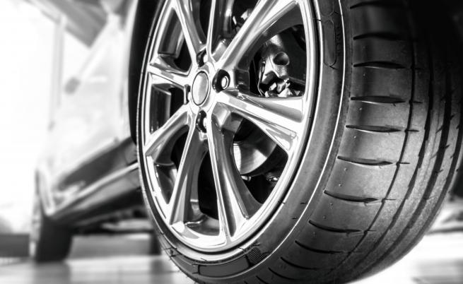  Свидетел против Данчо Катаджията осъмна с развити болтове на автомобила си 