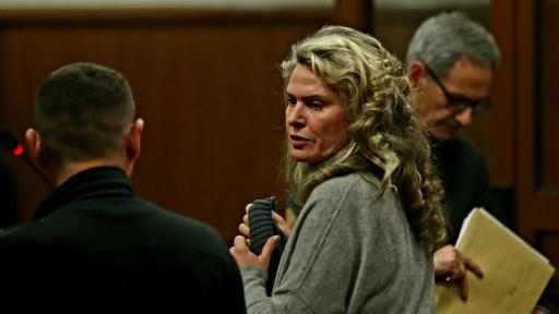  Върнаха в ареста брачната половинка на Васил Божков 