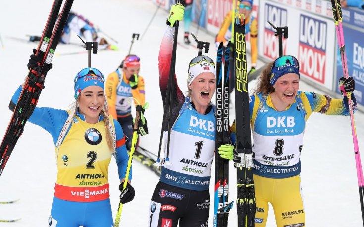 Норвежка триумфира в масовия старт на световното, Тодорова - 28-а