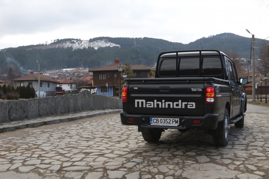 Mahindra Goa1