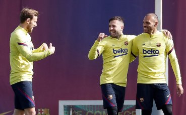 Доста приятна изненада получиха феновете на Барселона след като бранителят