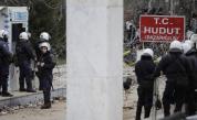  Атина: Никой не може да премине гръцките граници 