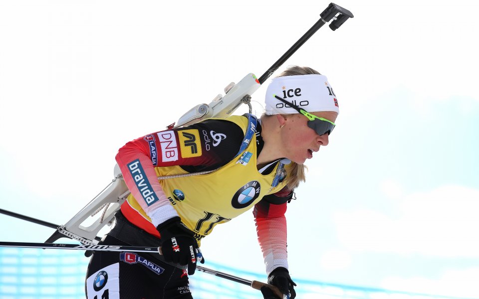 Норвежката Тирил Екхоф спечели масовия старт на 12.5 км от