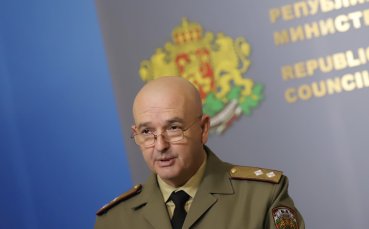 Началникът на Кризисния щаб ген майор д р Веницслав Мутафчийски