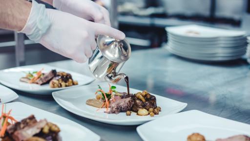  Заведения за хранене с невиждани ограничения за хигиена и отбрана 