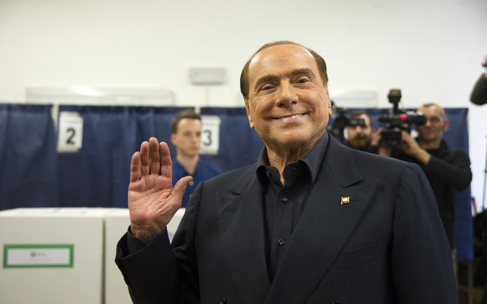 Силвио Берлускони залюби млада депутатка (видео)