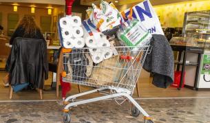 <p>Какво е общото между Титаник и &hellip; липсващата тоалетна хартия (Видео)</p>