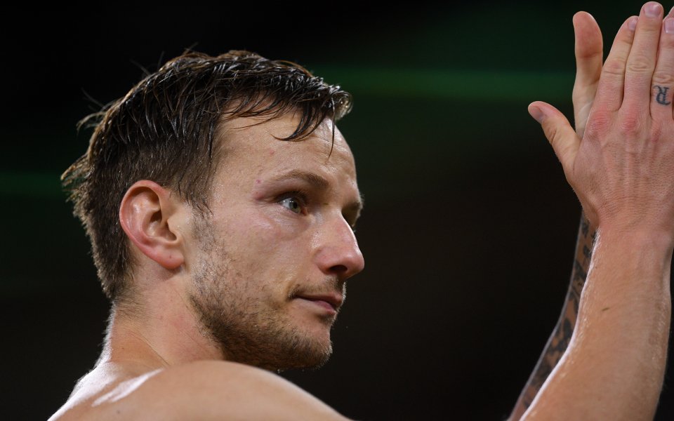 Барселона планира да се раздели с хърватския полузащитник Иван Ракитич,