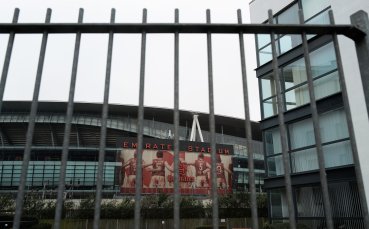 От ръководството на Арсенал съобщиха че няма да подновяват тренировки