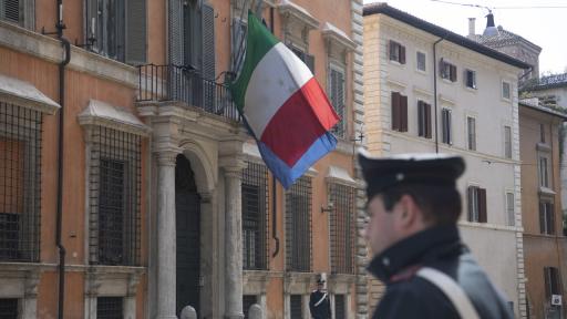  Знамената пред държавните институции в Италия са свалени на половина в памет на жертвите от Ковид-19 