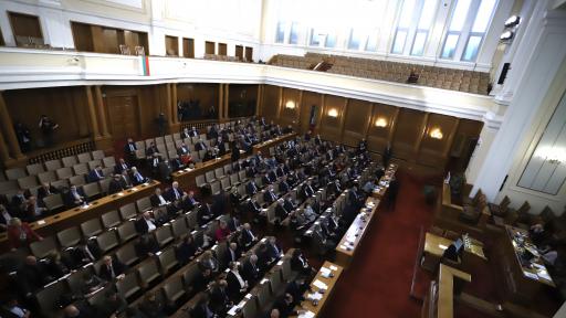  На първо четене: 9% Данък добавена стойност в заведения за хранене и хотели 