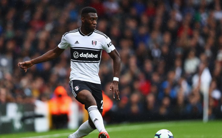 Манчестър Юнайтед преподписа с бранител