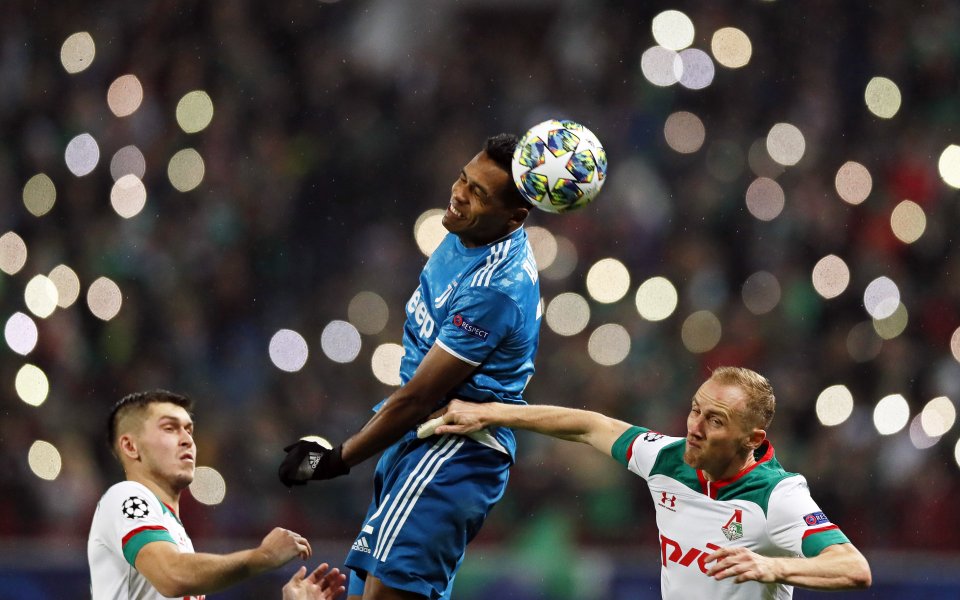 Ювентус е готов да се раздели с Алекс Сандро, ако