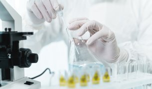 Изведоха заразените с COVID-19 от Дома за възрастни хора в Гара Орешец