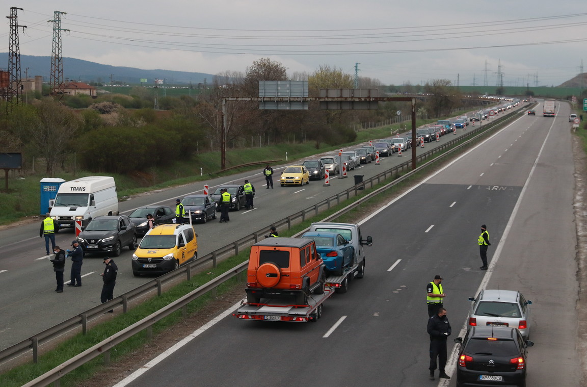 <p>Автомагистрала &quot;Хемус&quot; в посока София</p>