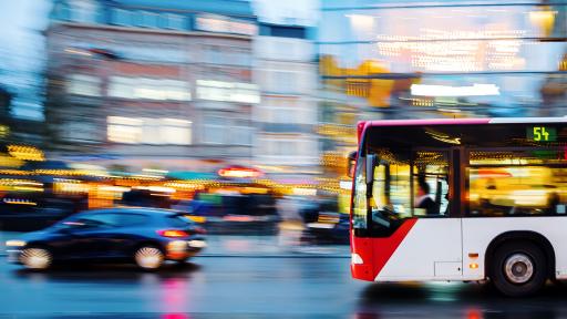  <p>Covid-19 ще смъкна хората от публичния транспорт</p> 