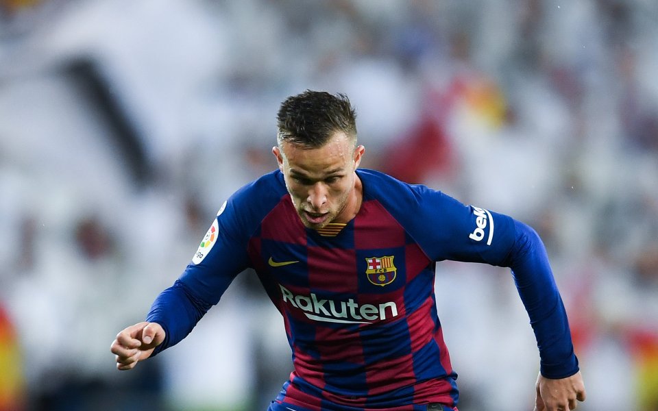 Барселона се надява да извлече полза от интереса на Ювентус