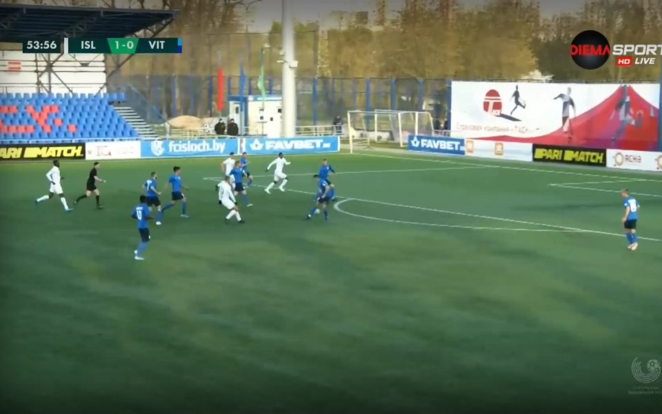 Отборът на Ислач продължава с блестящото си представяне от началото