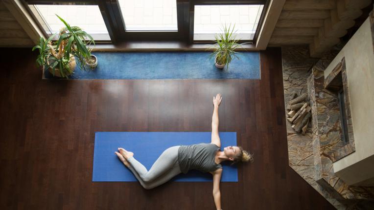  5 йога пози за облекчение на болката в гърба 