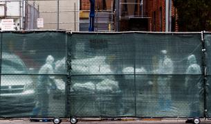 Ужас в Бруклин, 100 човешки тела в камиони