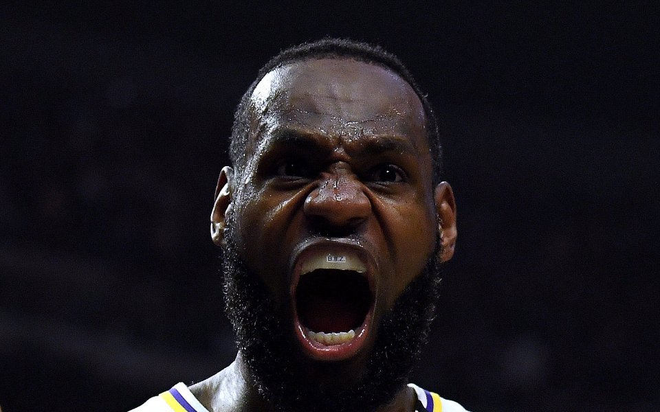 Звездата на ЛА Лейскърс ЛеБрон Джеймс се разгневи на коментарите,