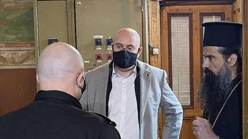  Разкриха кражба на дарения и кръст от видинска черква 