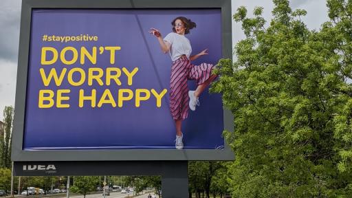  Цветен щрих в сивото всекидневие на софиянци 