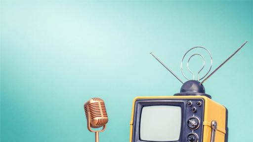  <p>Двете вълшебни кутии, от които излизаше тон и картина</p> 