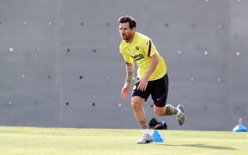 Лидерът в испанската Ла Лига – Барселона, вече тренира активно