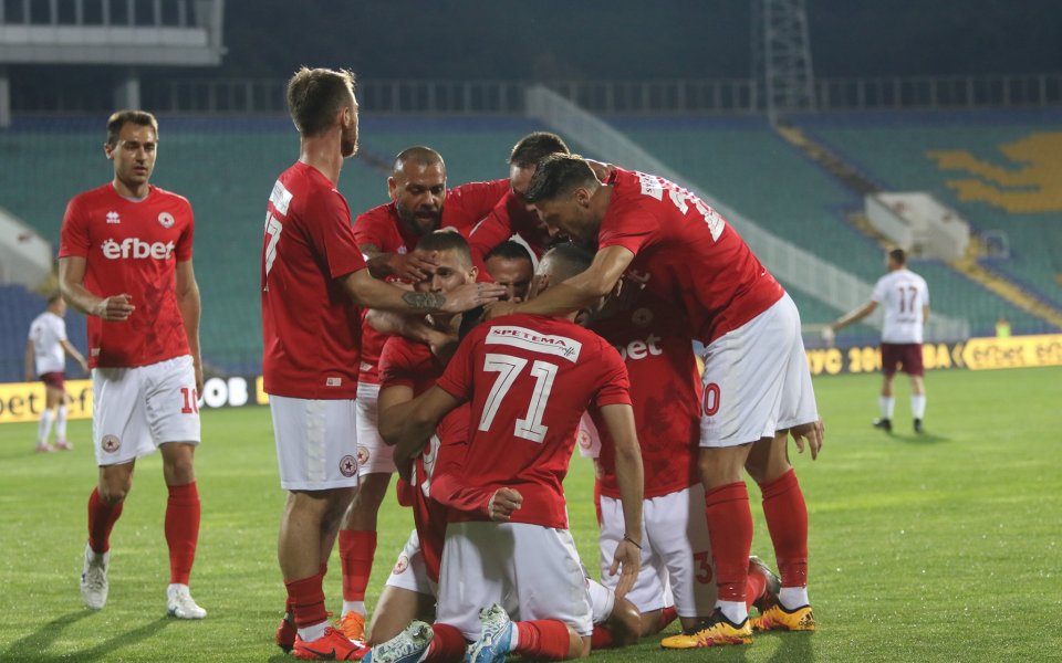 Отборът на ЦСКА 1948 вече официално е член на efbet