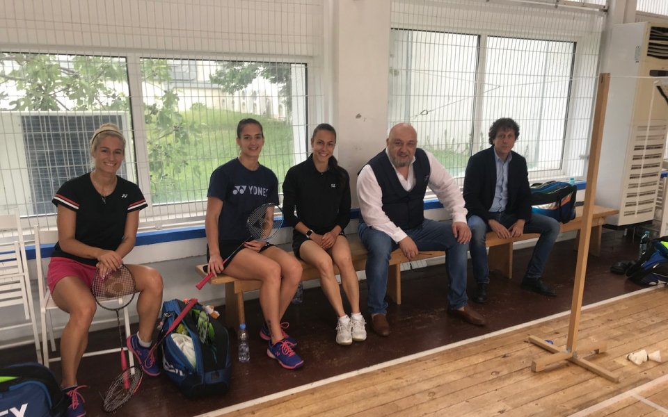 Кралев посети спортистите в НСБ във Варна