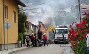  Три къщи горяха в Бобошево, жена пострада леко 
