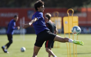 Няколко часа след новината за травмата на Златан Ибрахимович то