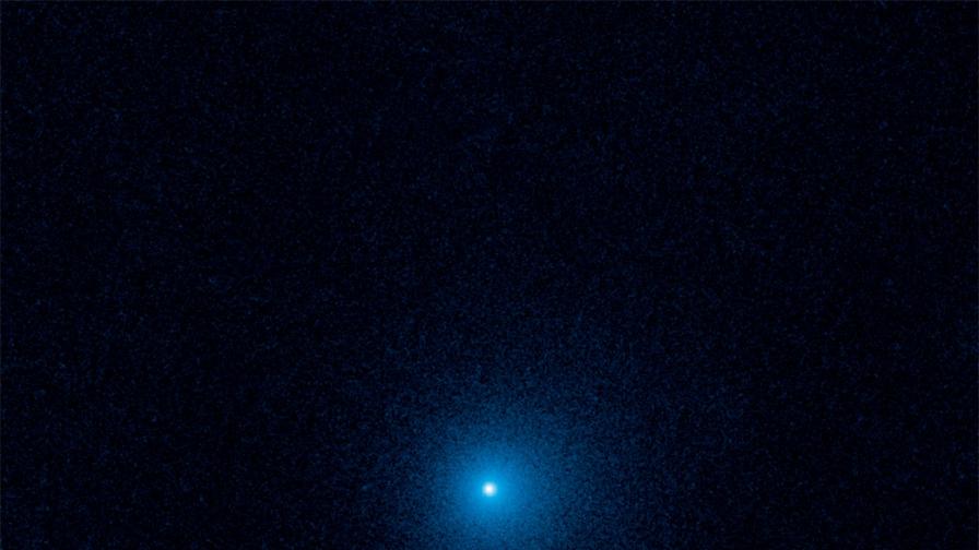 Гигантска комета ще мине покрай Земята през 2022 г.