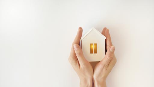  Миниатюрен, само че комфортен: Домът на едно съвременно семейство 