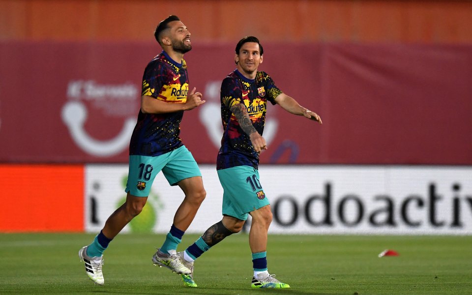 Първенецът на Испания Барселона се завръща в игра след повече