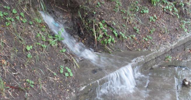 България Поройни дъждове наводниха две села във Великотърновско Още след