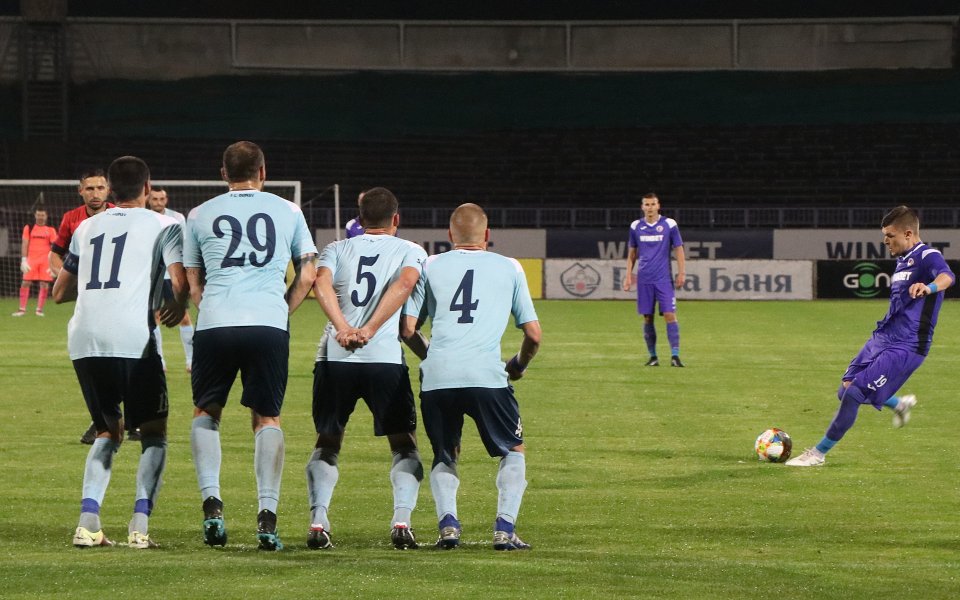 Дунав вече и по документи има нов собственик разкриха пред