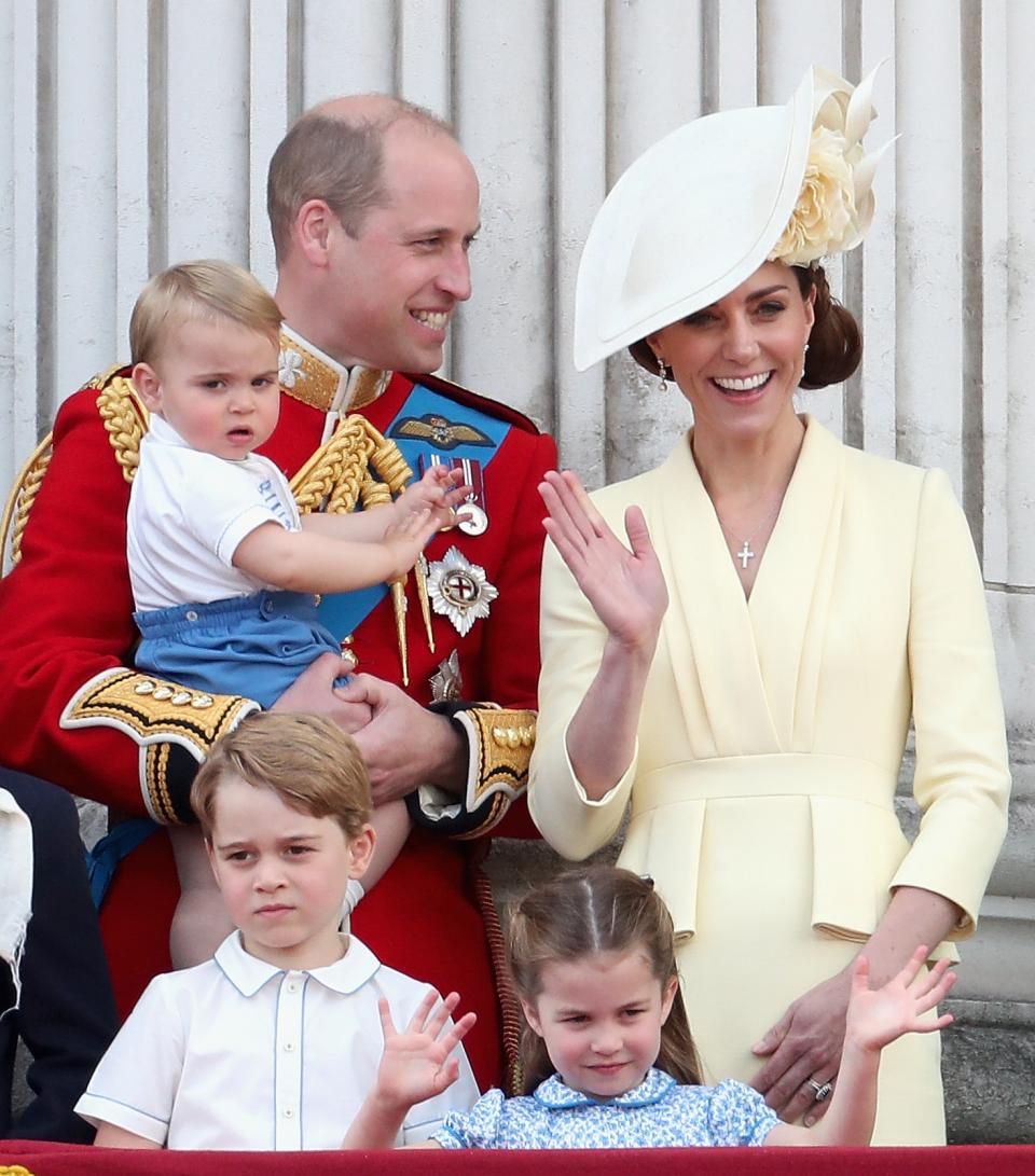 принц Уилям Кейт Мидълтън деца