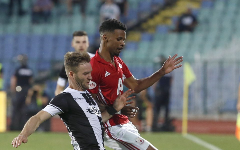 Носителят на Купата на България Локомотив Пловдив приема ЦСКА в