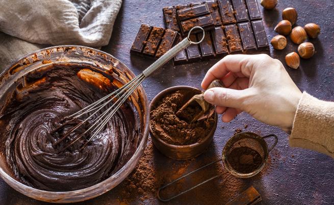 Идея за десерт: Шоколадово брауни с орехи